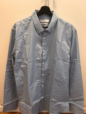 NWT Calvin Klein Slim Fit Button Down Shirt [L | Blue]